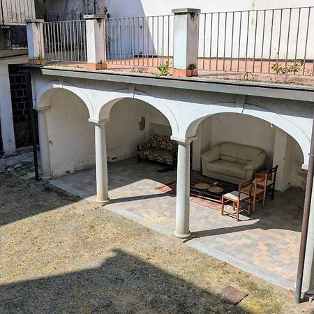 Il Castello Delle Dame - Il Maschio Apartment วิเจวาโน ภายนอก รูปภาพ
